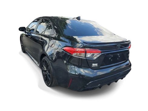 Used 2021 Toyota Corolla SE FWD image 3