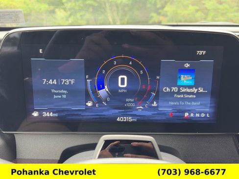 Used 2024 Chevrolet Traverse RS FWD image 10