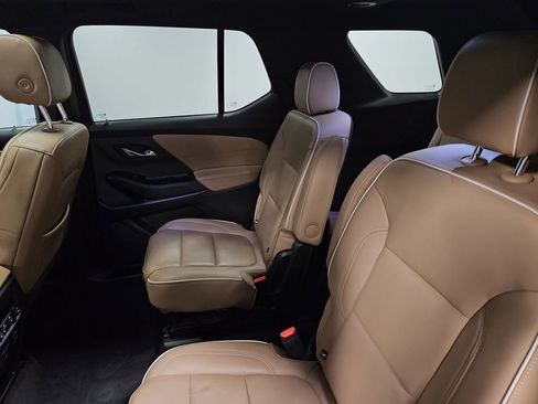 Used 2023 Chevrolet Traverse Premier w/ LPO, Cargo Package image 26