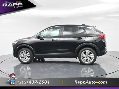 Used 2024 Buick Encore GX Preferred AWD/4WD image 2