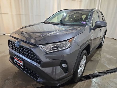 Certified 2021 Toyota RAV4 XLE image 1