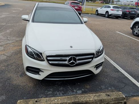Certified 2018 Mercedes-Benz E 300 image 4