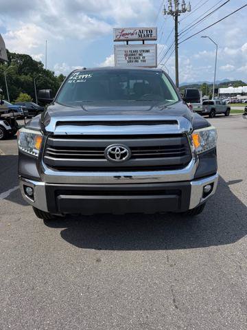 Used 2014 Toyota Tundra SR5 w/ SR5 Upgrade Package AWD/4WD image 3