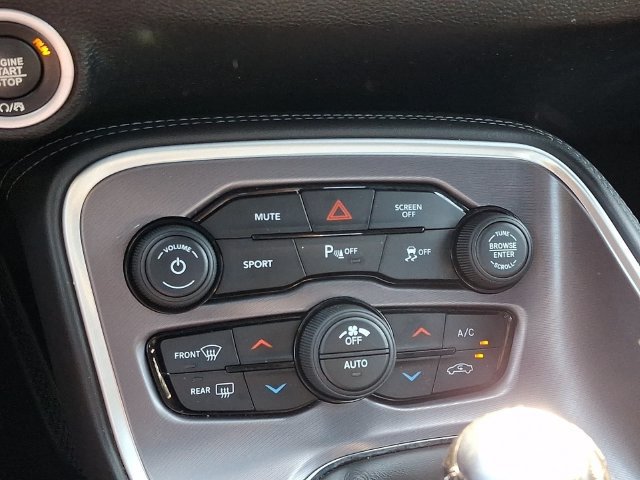 Used 2019 Dodge Challenger R/T w/ Cold Weather Group RWD image 15