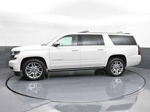 Used 2020 Chevrolet Suburban Premier w/ Premier Plus Edition image 5