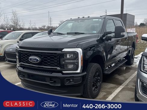 Used 2023 Ford F350 XLT w/ XLT Premium Package image 1