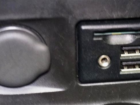 Used 2013 Cadillac XTS Platinum w/ Driver Assist Package image 25