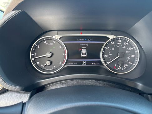 Used 2021 Nissan Sentra SR w/ SR Premium Package image 22