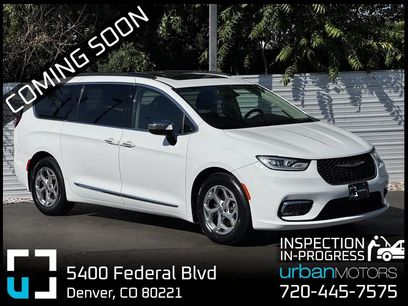 Used 2023 Chrysler Pacifica Limited