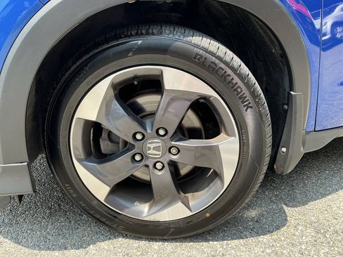 Used 2018 Honda HR-V EX-L image 10