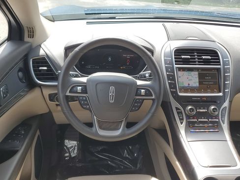Used 2019 Lincoln Nautilus Reserve AWD/4WD image 20