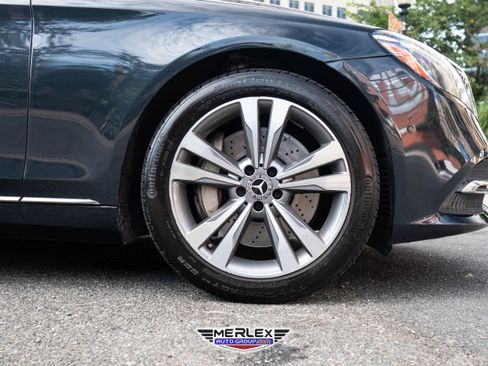 Used 2019 Mercedes-Benz S 560 Sedan image 10