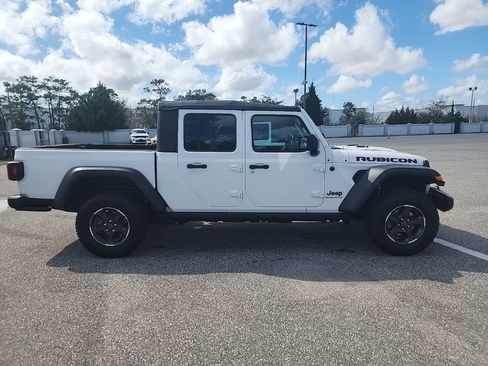 Used 2022 Jeep Gladiator Rubicon w/ Cold Weather Group image 5