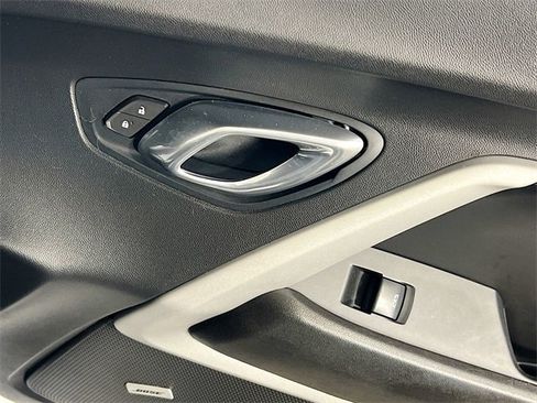 Used 2018 Chevrolet Camaro LT w/ Technology Package image 31