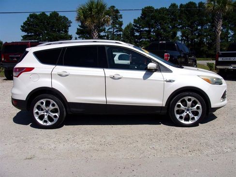 Used 2013 Ford Escape Titanium w/ Parking Technology Pkg image 2