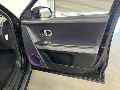 Used 2023 Hyundai Ioniq 5 SEL AWD/4WD image 12