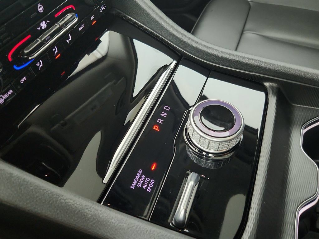 Certified 2023 Jeep Grand Cherokee Limited AWD/4WD image 32