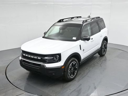 New 2025 Ford Bronco Sport Outer Banks w/ Outer Banks Tech Package+ image 39