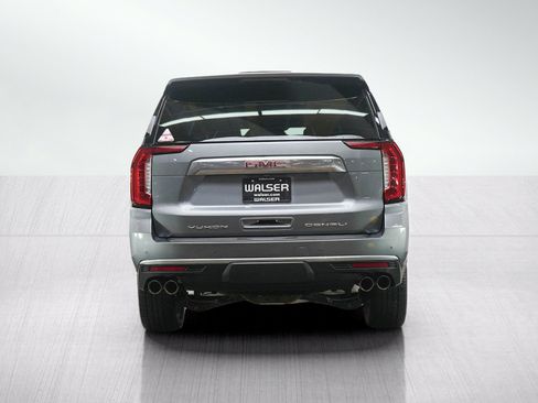 Used 2022 GMC Yukon XL Denali AWD/4WD image 4