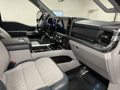 Used 2024 Ford F350 Limited w/ FX4 Off-Road Package image 57