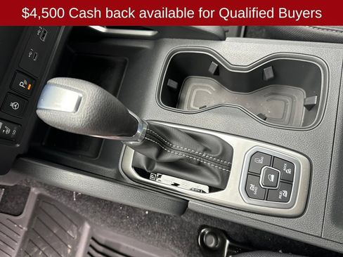 New 2026 Nissan Frontier SV w/ SV Convenience Package AWD/4WD image 26