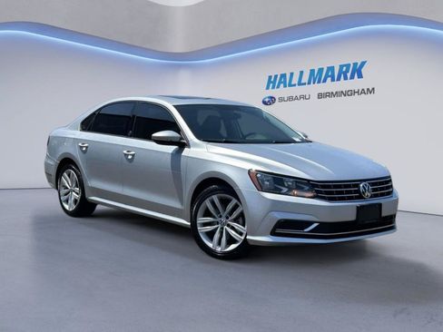 Used 2019 Volkswagen Passat 2.0T Wolfsburg w/ Wheels & Sunroof Package FWD image 1