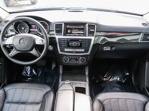 Used 2016 Mercedes-Benz GL 450 4MATIC image 14