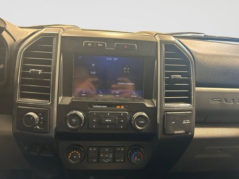 Used 2021 Ford F250 XLT AWD/4WD image 21