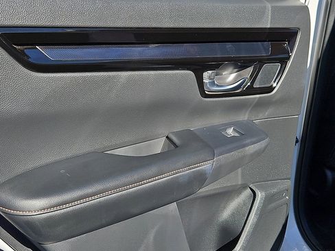 Certified 2025 Honda CR-V Sport Touring image 16