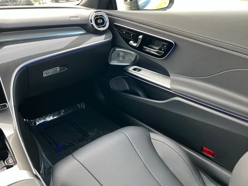 New 2026 Mercedes-Benz CLE 300 4MATIC Coupe image 10