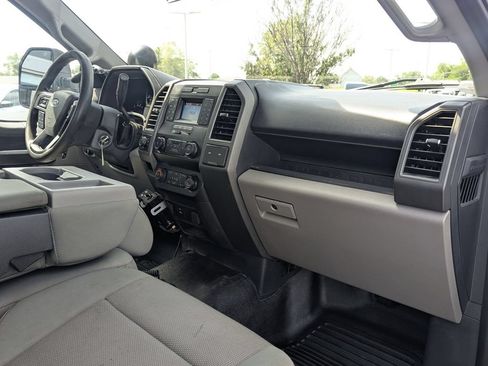 Used 2022 Ford F250 XL w/ Power Equipment Group AWD/4WD image 23