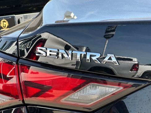 Used 2024 Nissan Sentra SV FWD image 25