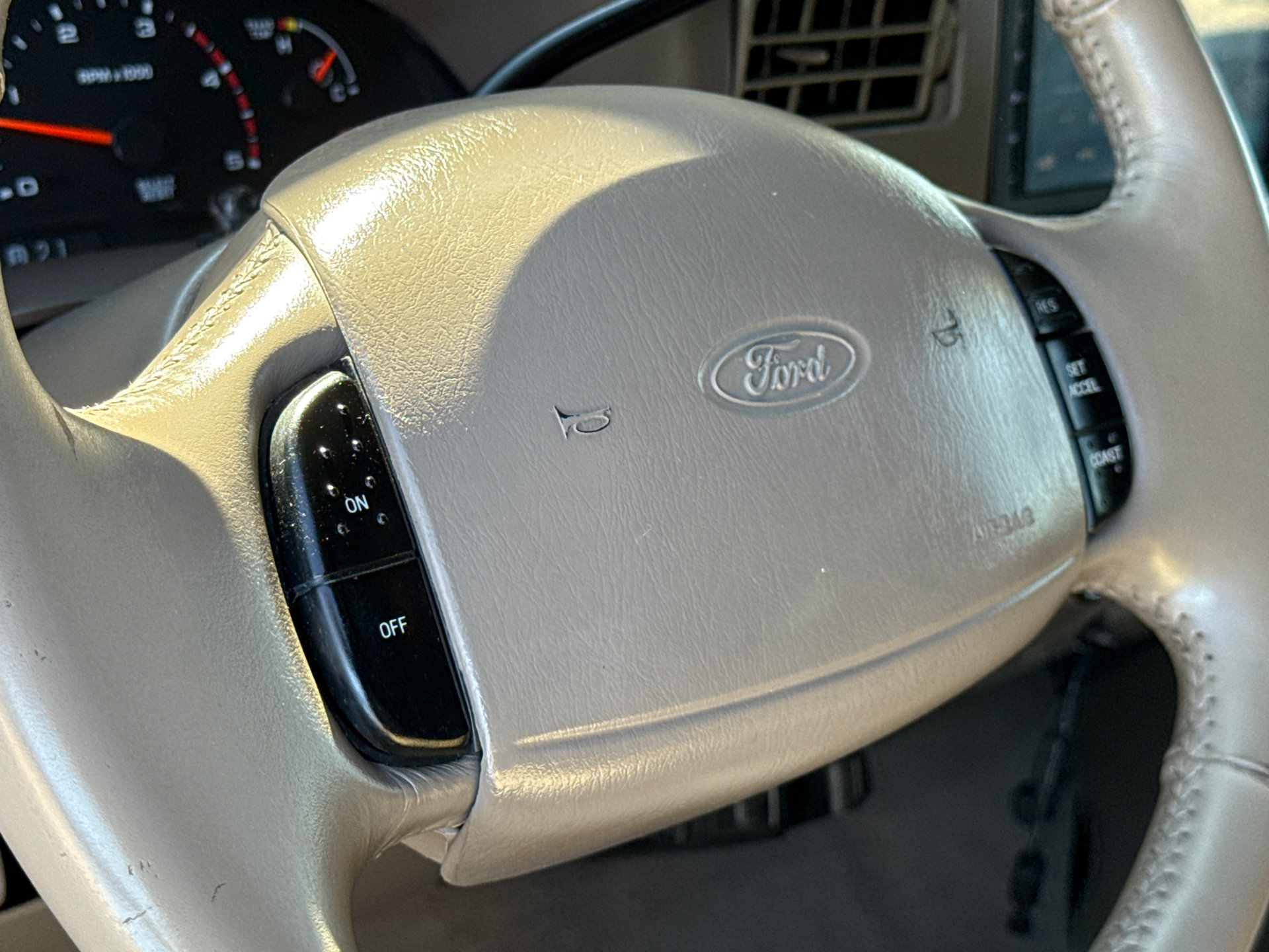 Used 2002 Ford F250 XLT RWD image 29