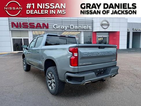 Used 2020 Chevrolet Silverado 1500 RST AWD/4WD image 5
