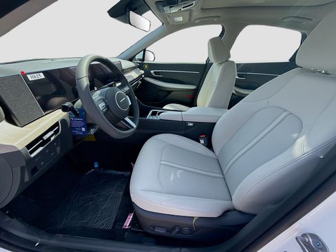 New 2026 Hyundai Sonata SEL FWD image 14