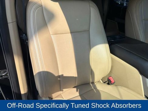 Used 2021 Ford F250 Lariat w/ Lariat Ultimate Package AWD/4WD image 29