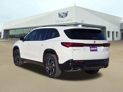 Used 2025 Buick Enclave Sport Touring image 4