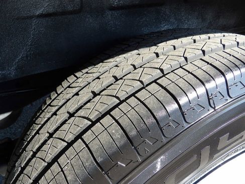 Used 2014 Ford E-150 and Econoline 150 image 44