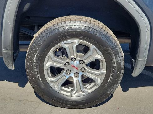 Used 2020 GMC Sierra 1500 SLE w/ SLE Value Package RWD image 6