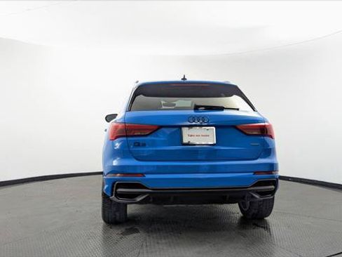 Used 2023 Audi Q3 2.0T Premium w/ Black Optic Sport Package AWD/4WD image 7