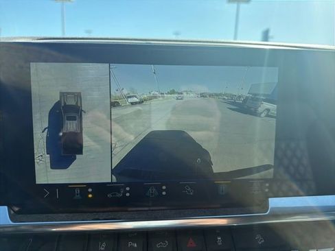 Used 2025 Chevrolet Silverado 2500 LT w/ Trail Boss Package AWD/4WD image 13