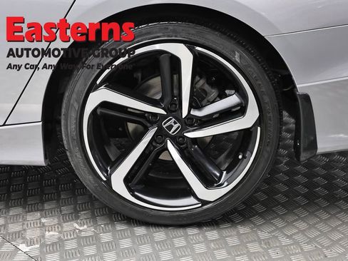 Used 2022 Honda Accord Sport image 8