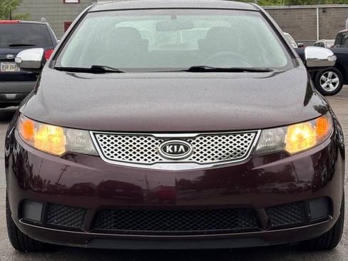 Used 2010 Kia Forte EX FWD image 3