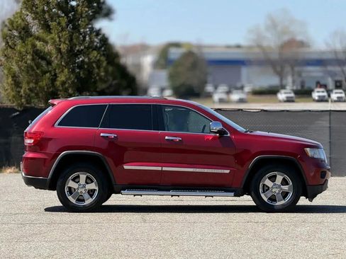 Used 2013 Jeep Grand Cherokee Limited RWD image 7