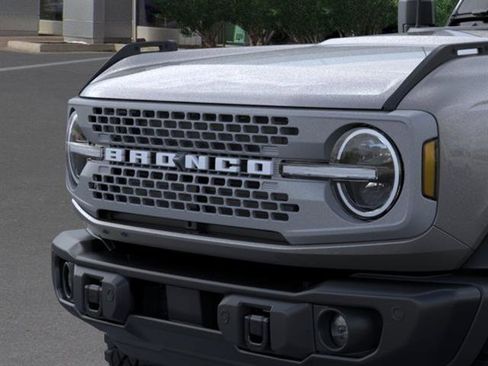 New 2026 Ford Bronco Badlands AWD/4WD image 19