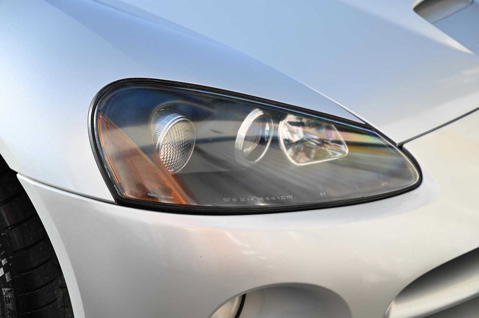 Used 2004 Dodge Viper SRT-10 RWD image 8