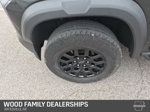 Used 2023 Chevrolet Colorado Trail Boss w/ Advanced Trailering Package image 12