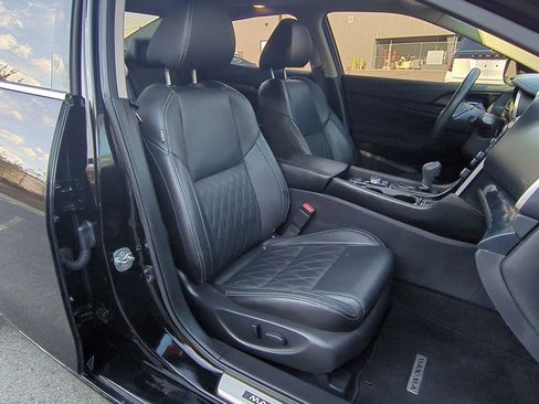 Certified 2023 Nissan Maxima Platinum w/ Sport Mat Group image 31