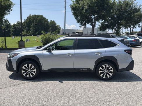 Used 2024 Subaru Outback Limited XT AWD/4WD image 5