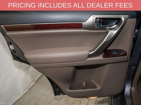 Used 2016 Lexus GX 460 w/ Premium Package AWD/4WD image 11